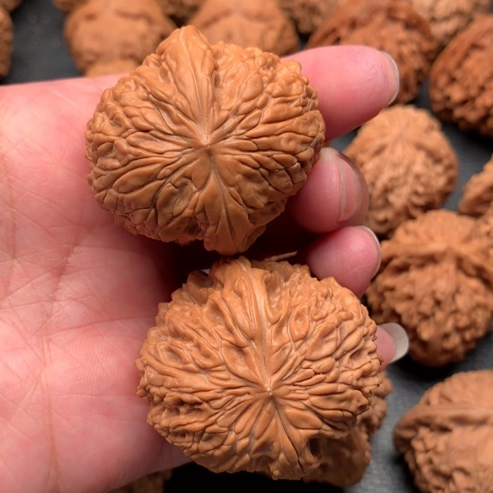 文玩核桃吊坠澄*狮子头