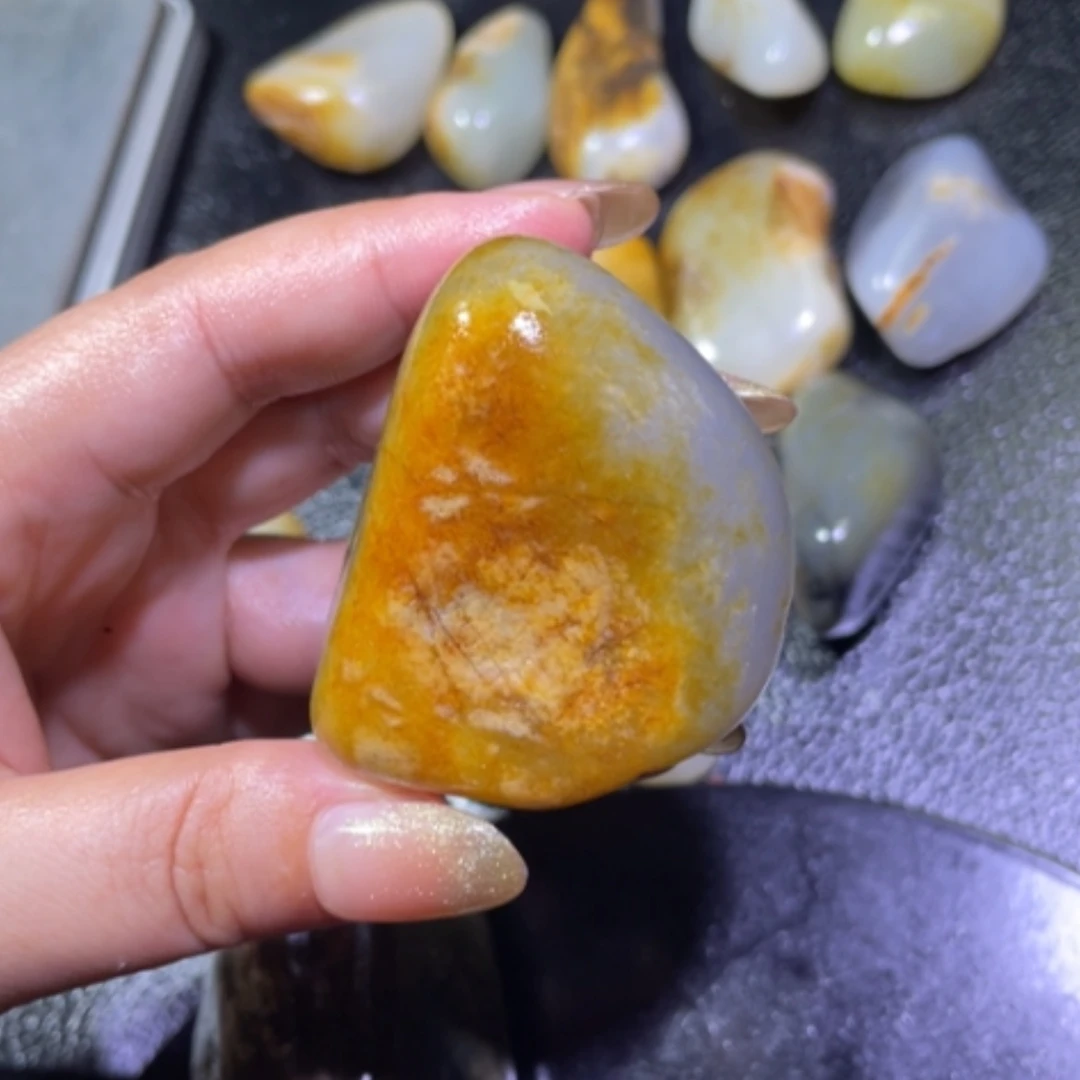 【闪购商品】颈饰未镶嵌和田玉随*1