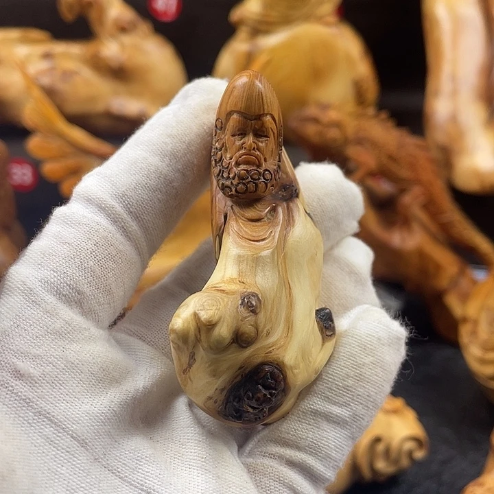 柏木（崖柏）达摩手把件