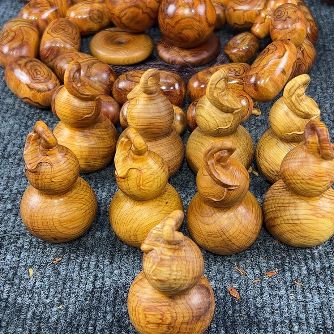 崖柏太行崖柏妖孽变异瘤化故居，到手一个