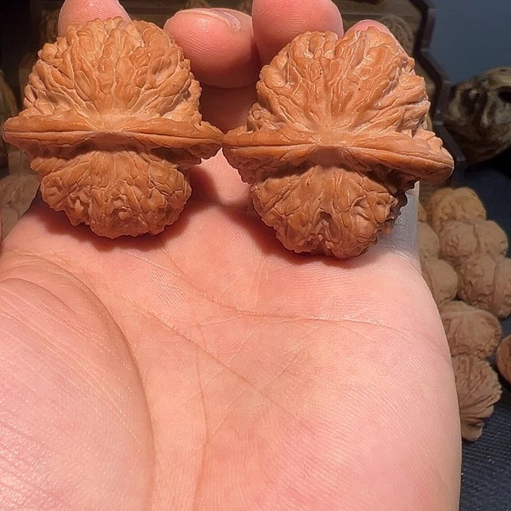 把件文玩核桃40尺全品血麒麟