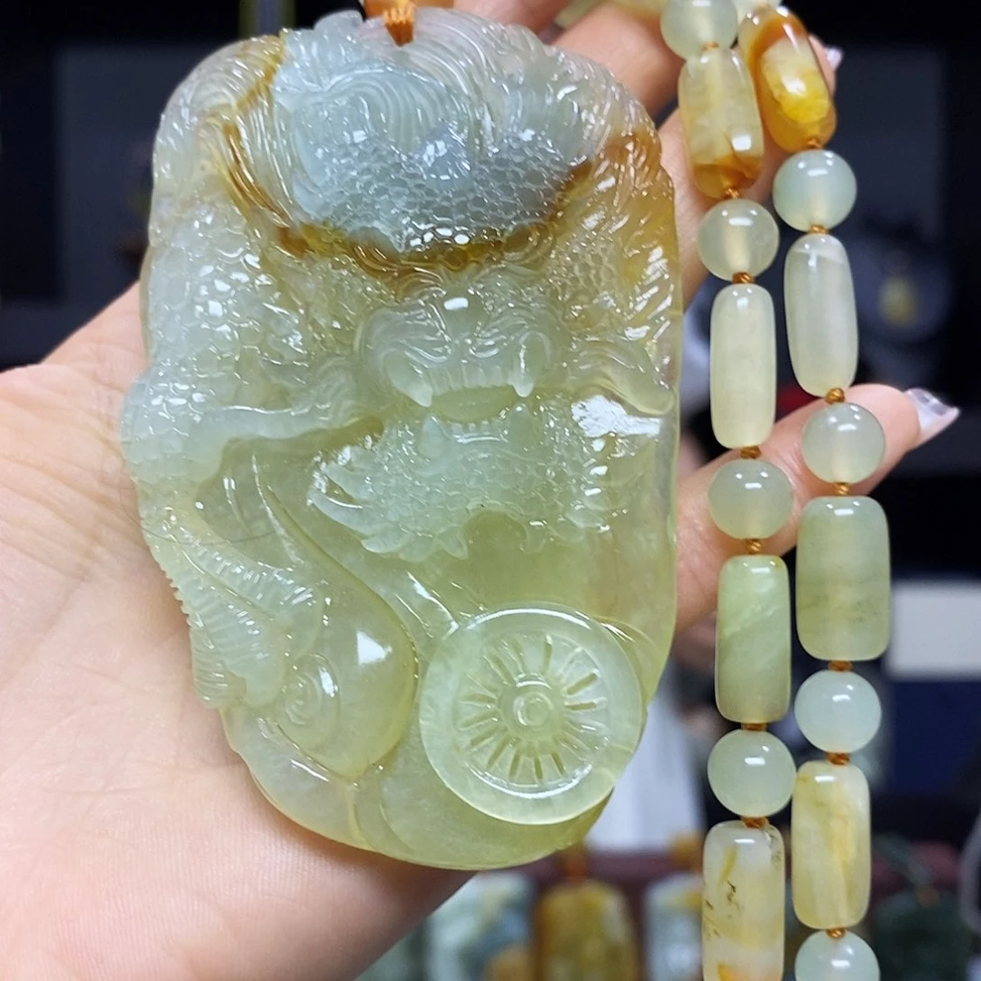 岫玉未镶嵌挂件吊坠