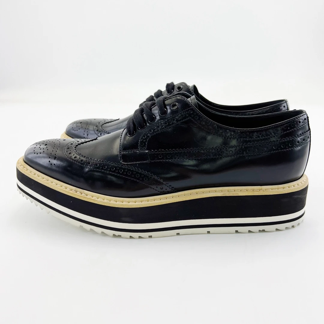 95新 Prada/普拉达 38.5码/黑色雕花松糕低帮系带皮鞋/16081650