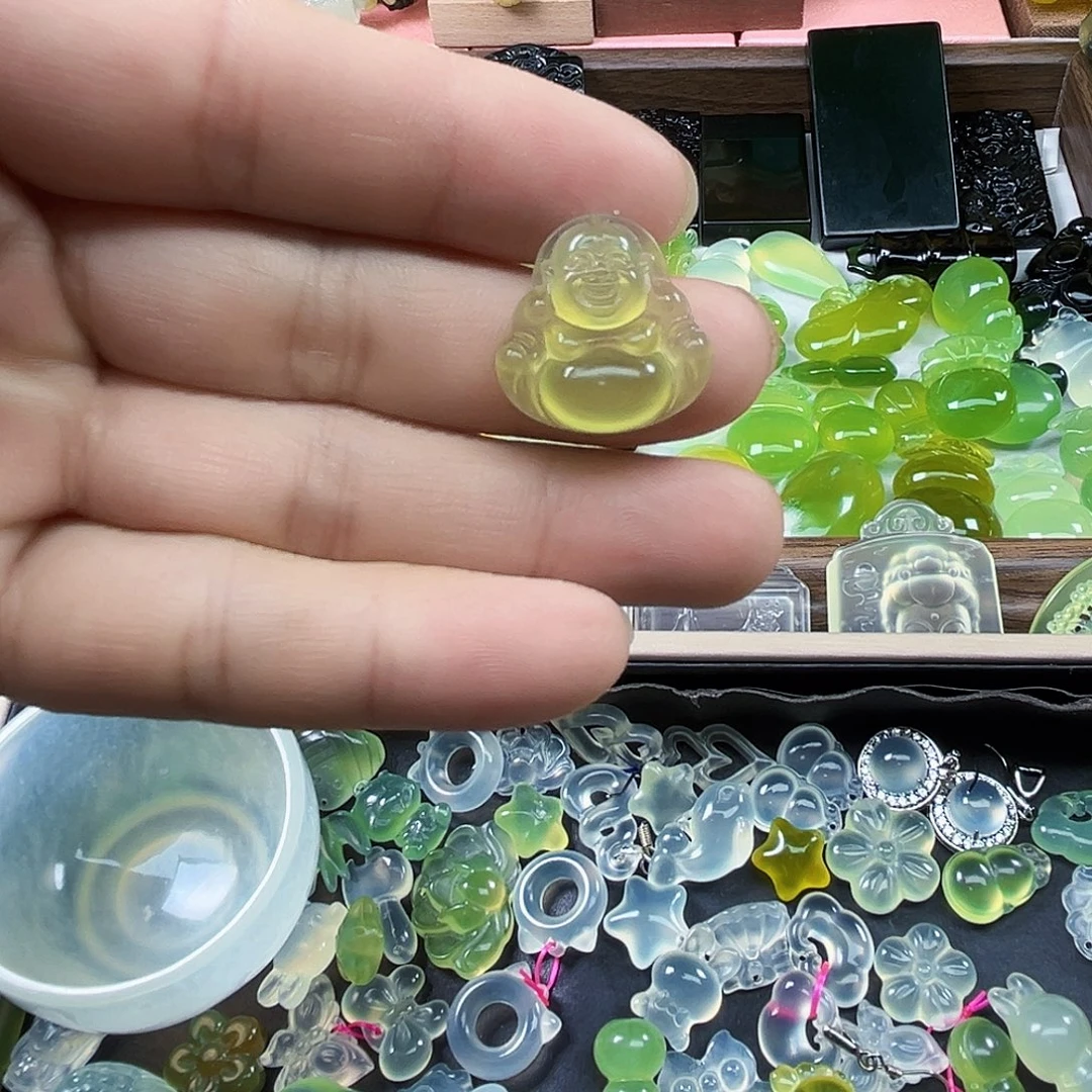 岫玉未镶嵌吊坠(不含链)