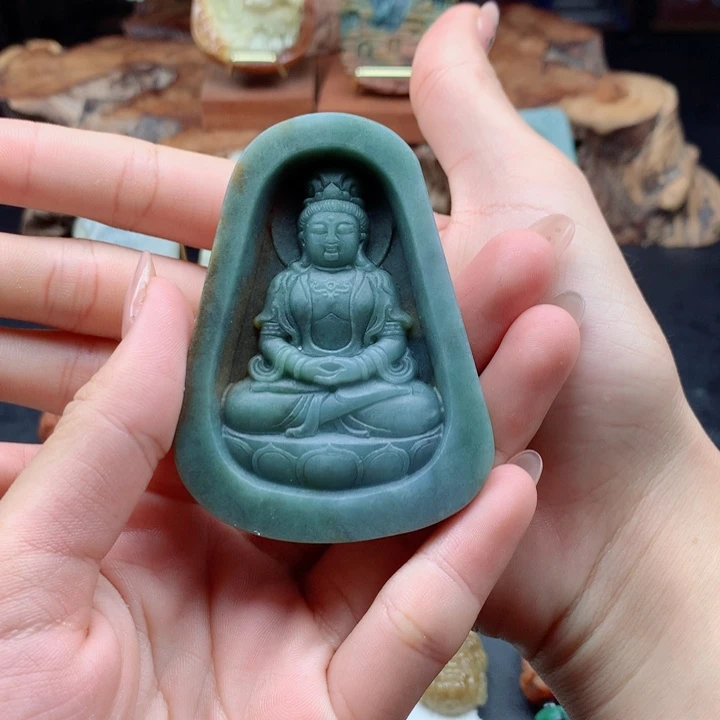 定制翡翠未镶嵌翡翠