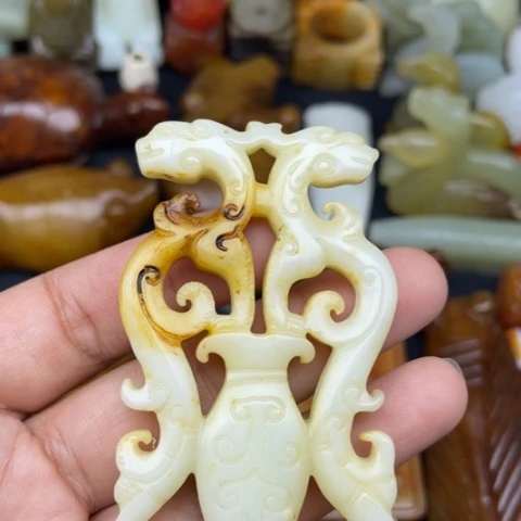 和田玉未镶嵌颈饰57