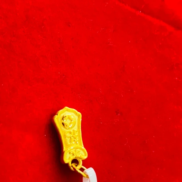 【夏夏专享】足金999饰品 纳福吊坠 0.98 JP