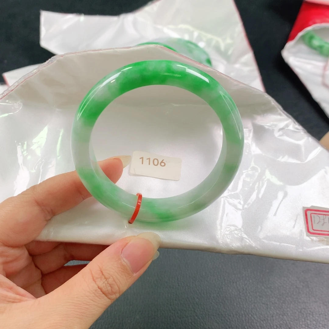 未镶嵌手镯翡翠03