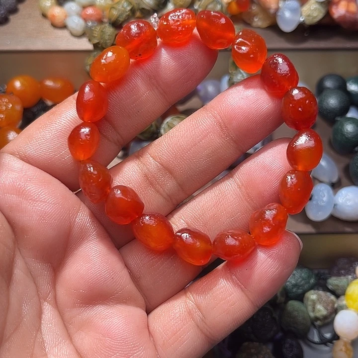 阿拉善彩玛瑙手串