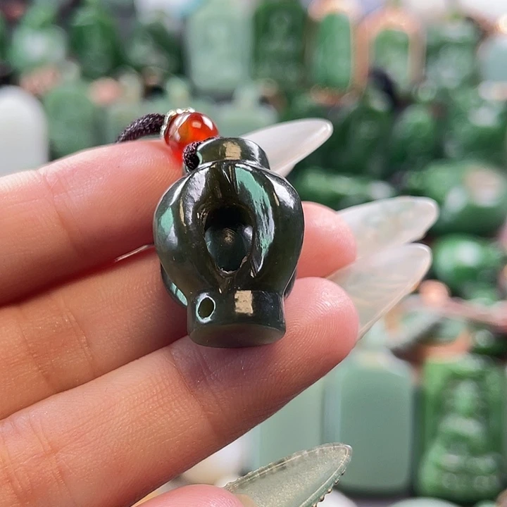 和田玉未镶嵌挂件风*颂