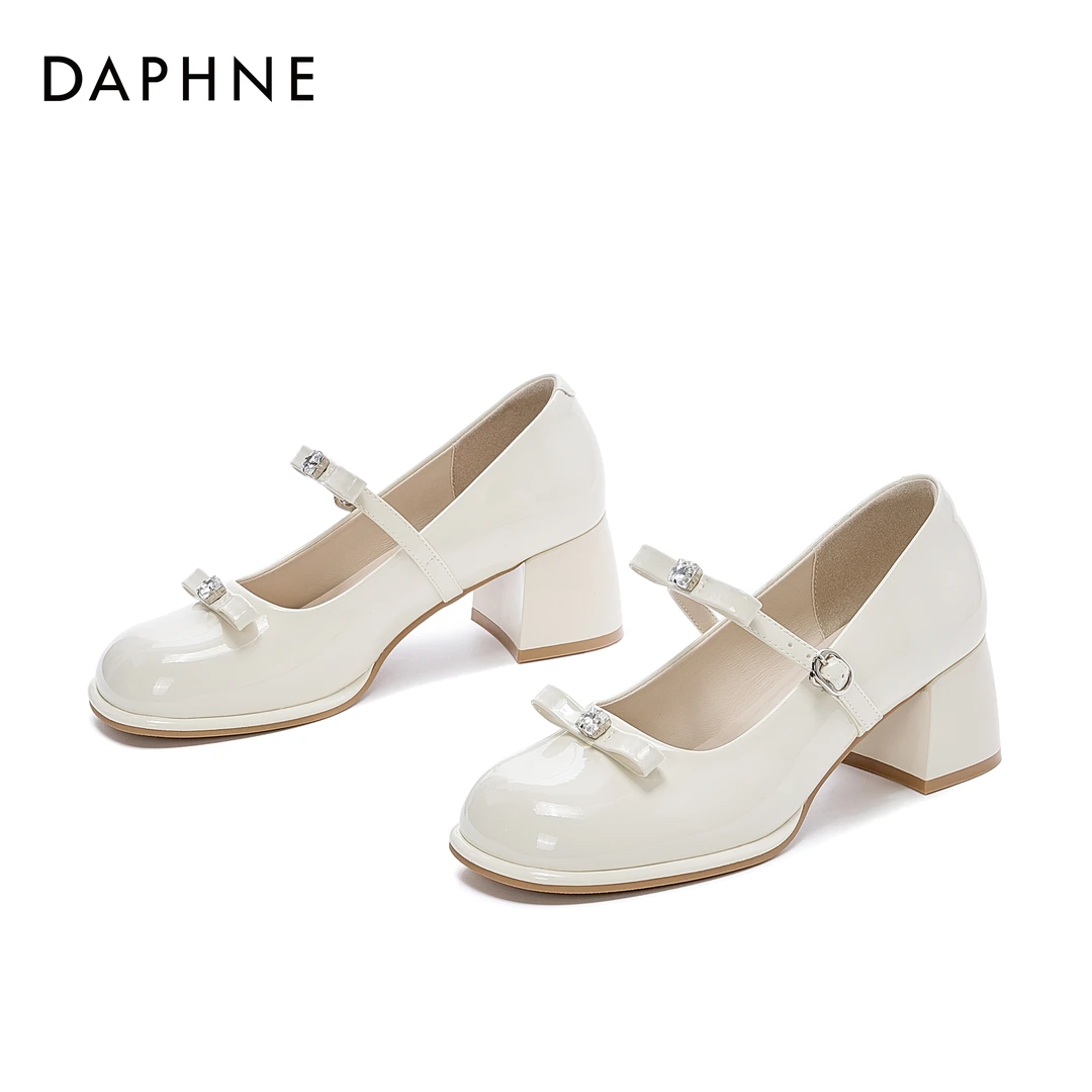 Daphne/达芙妮水钻蝴蝶结浅口单鞋女一字扣玛丽珍鞋粗跟高跟鞋