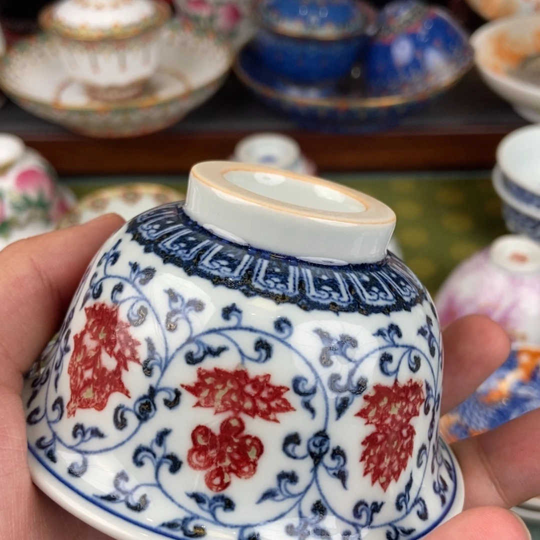 阿*陶瓷的设计师是
