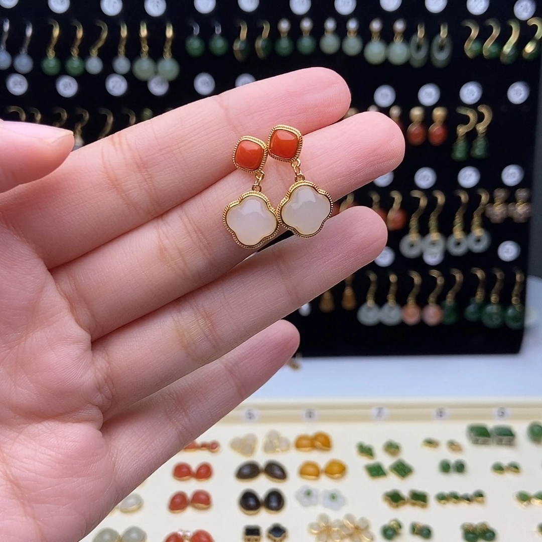 和田玉银S925镶嵌耳饰