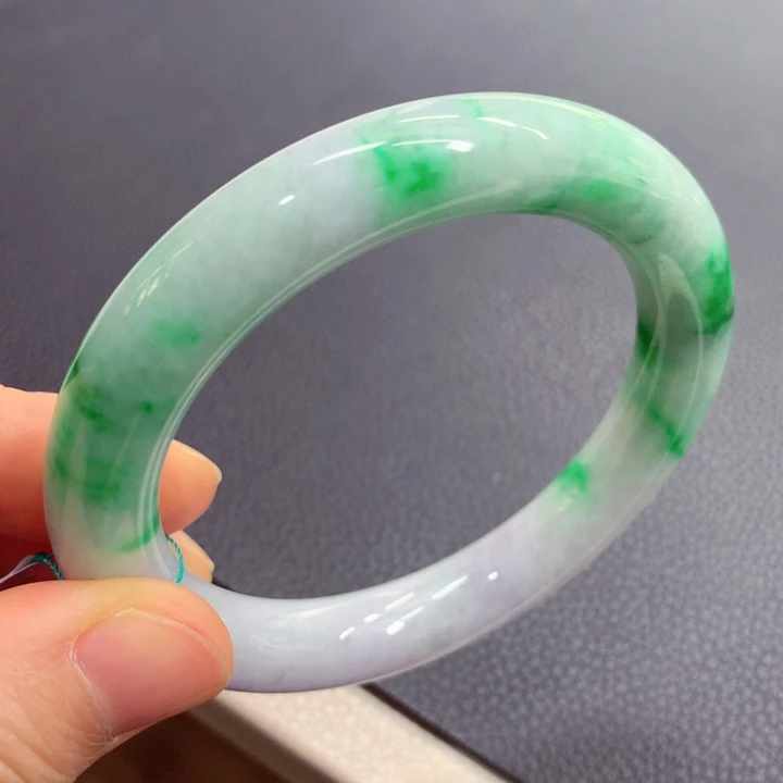 未镶嵌手镯翡翠缅甸