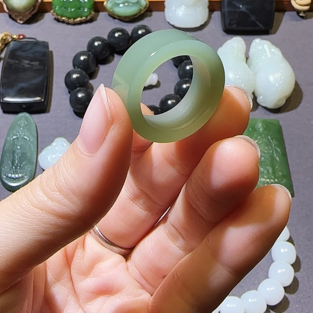 和田玉未镶嵌戒指