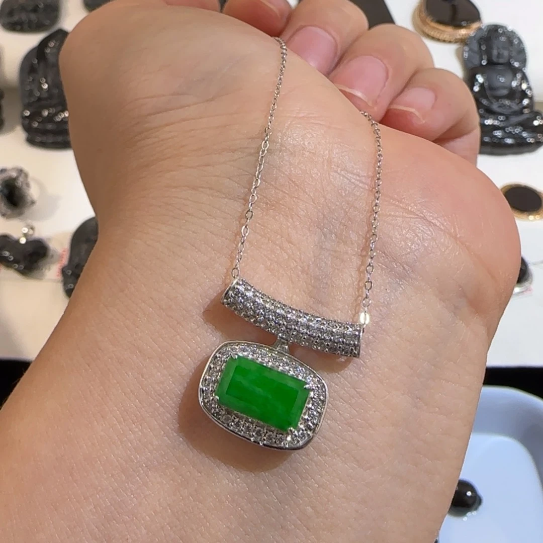 翡翠银S925镶嵌吊坠(赠链)翡翠吊坠