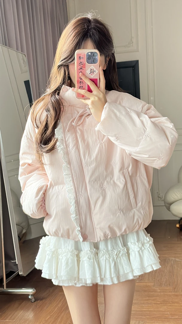 小小仟 甜系暖包羽绒服女冬季短款2024新款独特超好看面包服外套