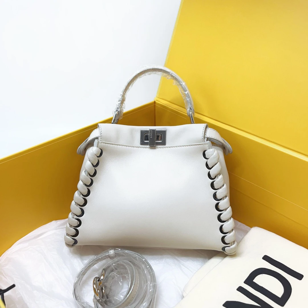 99新 FENDI/芬迪 单肩包/C21/613309