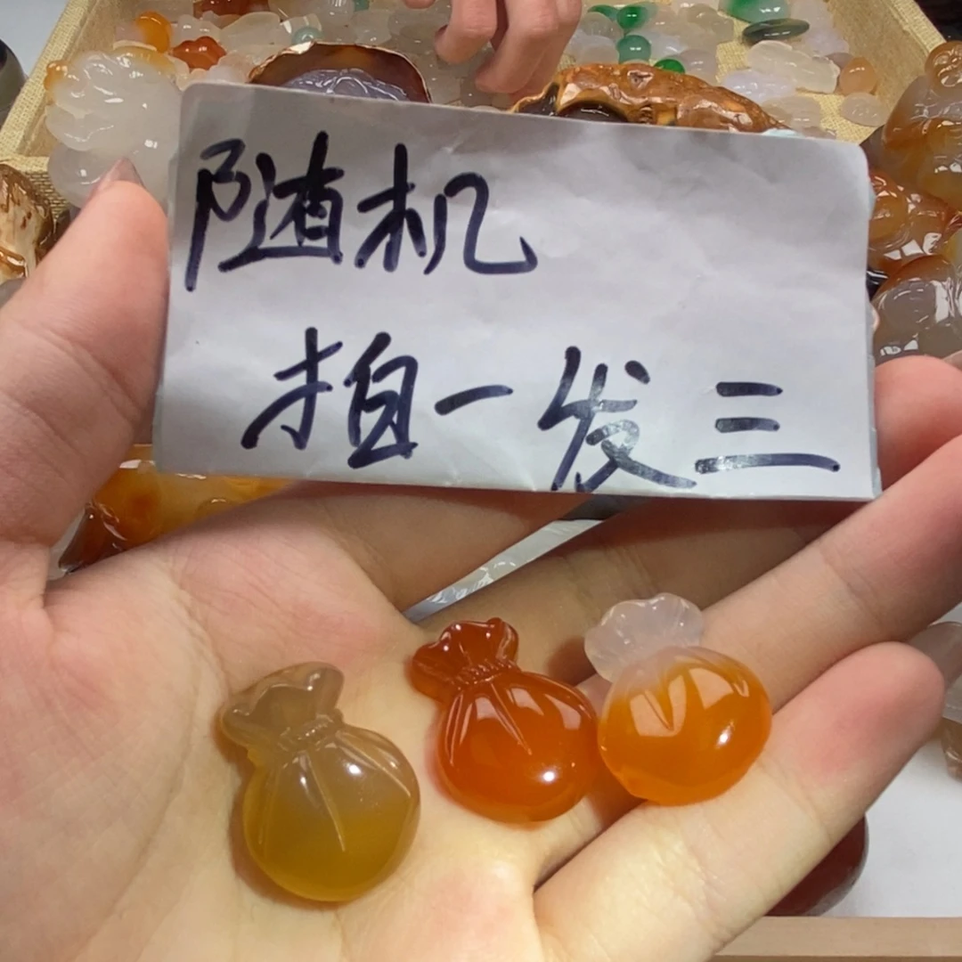 玛瑙/玉髓未镶嵌颈饰