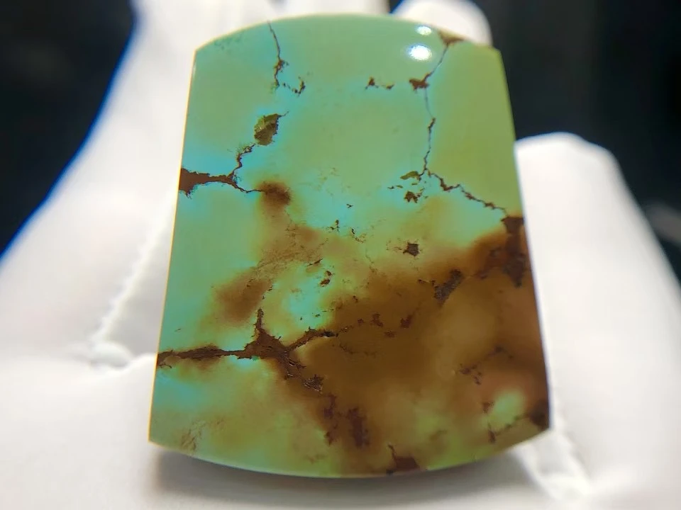 精品特色纯天然绿松石平安无事牌挂件吊坠，漂亮独特，无水无油