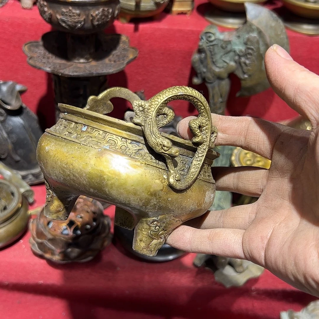 张*瑕疵品不退不换黄铜摆件