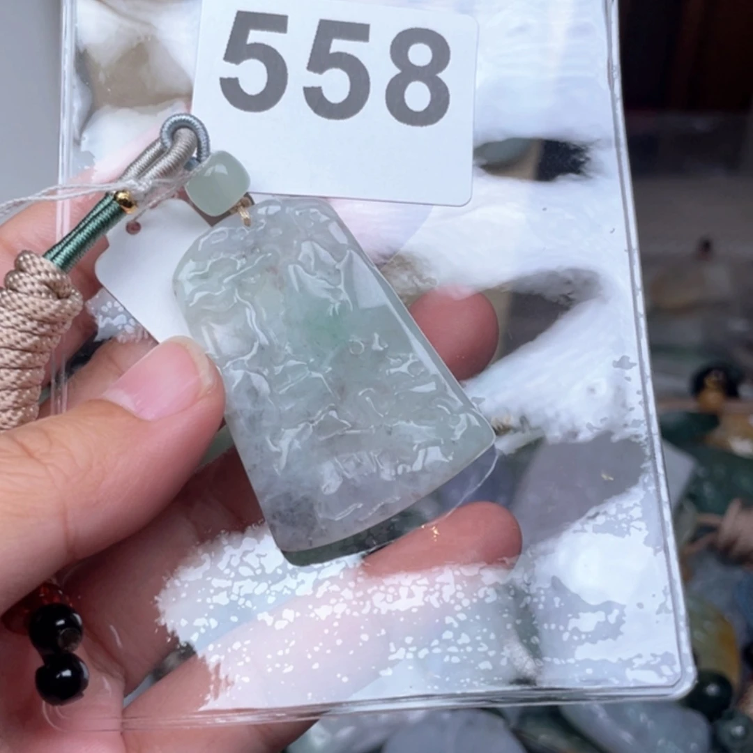 【闪购商品】翡翠颈饰未镶嵌?****?翡翠