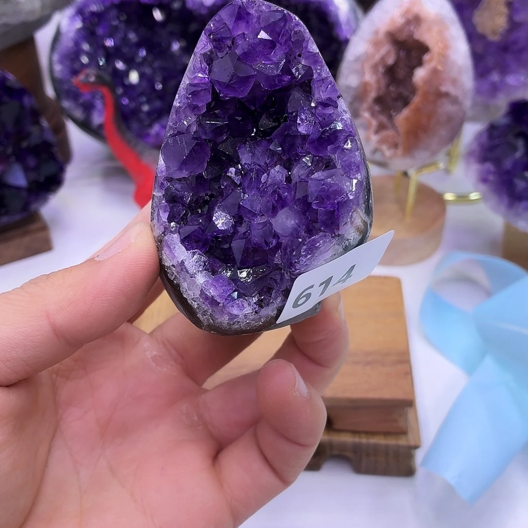 未镶嵌水晶大型摆件（非配饰）