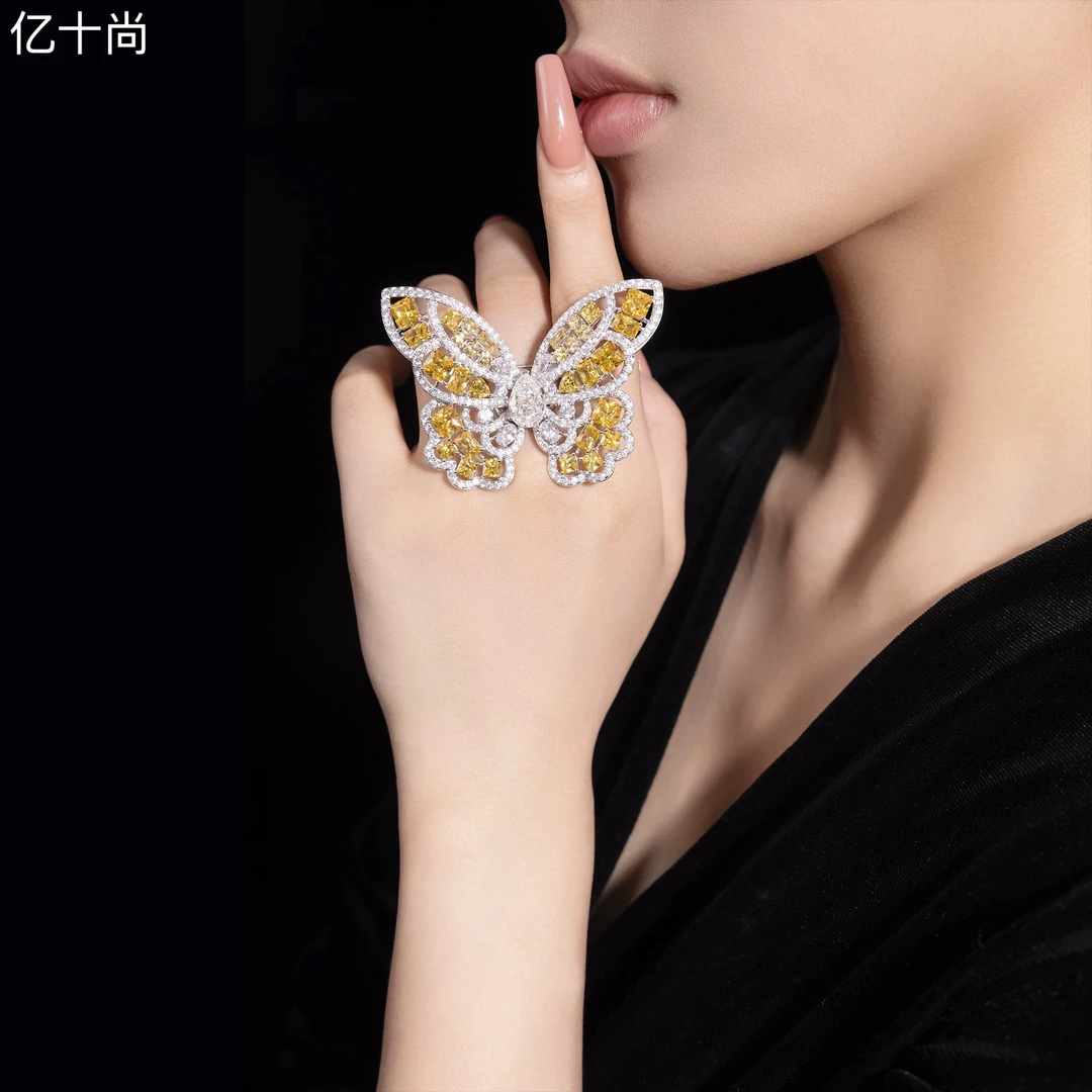 925银合成锆石戒指 亿十尚黄钻蝴蝶高档纯银戒指胸针两用时尚大气