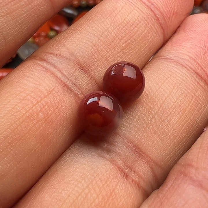 南红玛瑙未镶嵌珠子