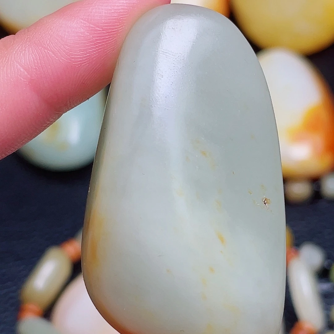 和田玉未镶嵌珠宝奇石