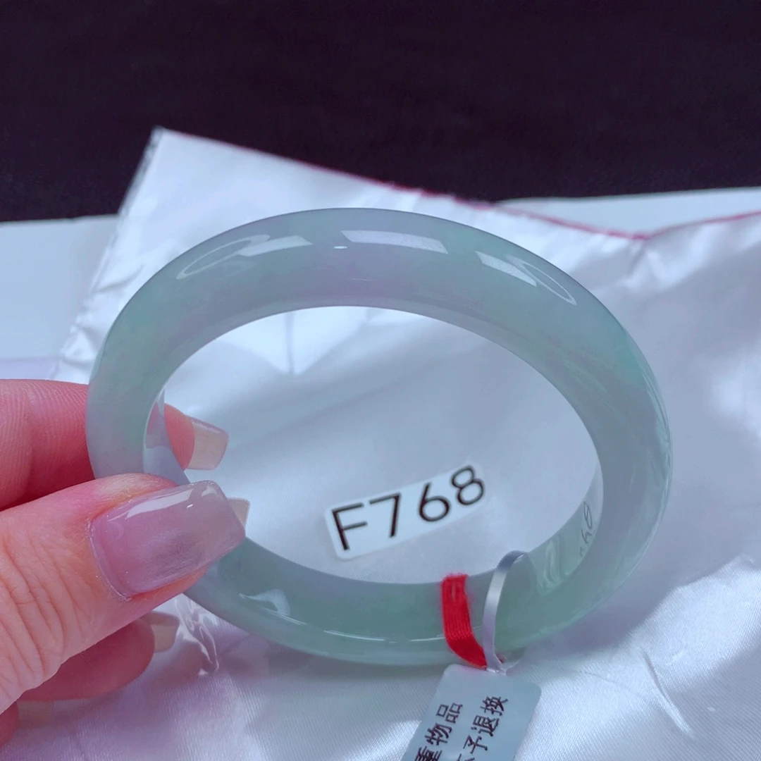 翡翠手镯未镶嵌手镯88