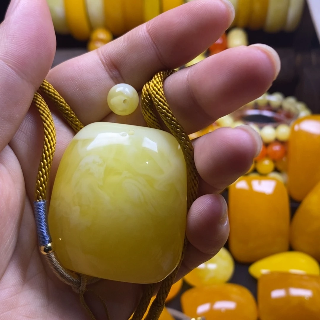 鱼****非金属树脂全品无暇小号无事牌