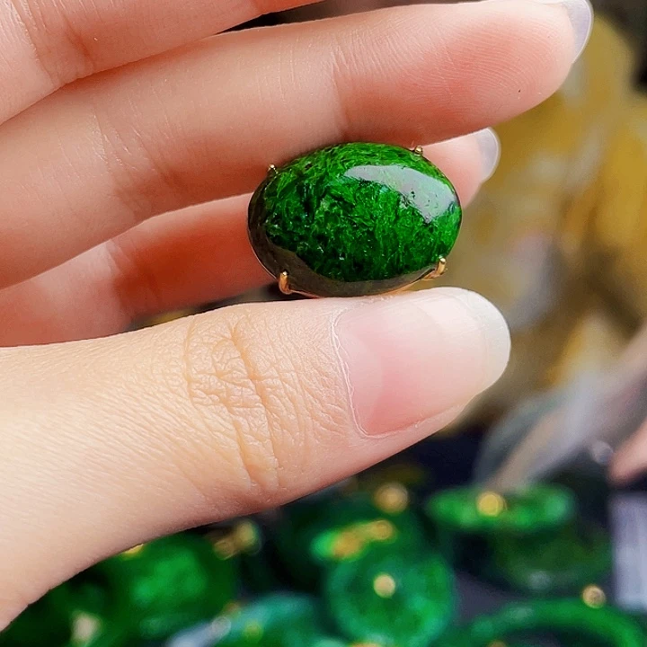 翡翠银S925镶嵌颈饰多样性