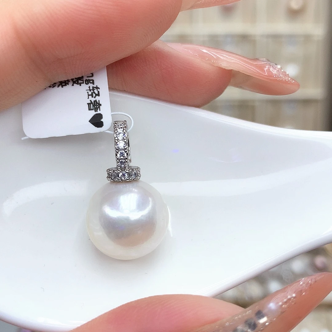 淡水珍珠合金颈饰