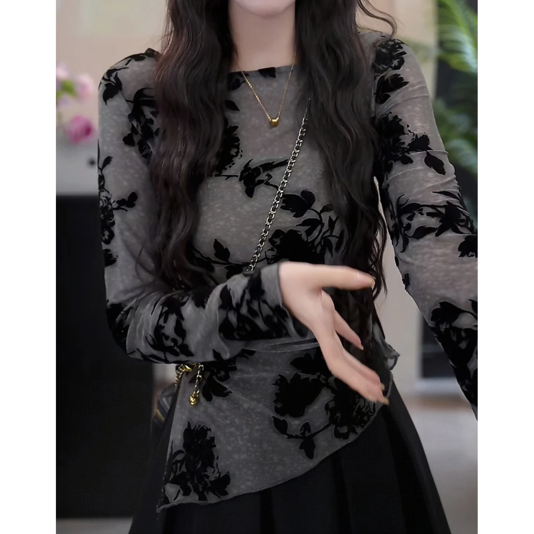 【凉露沾衣】2025秋季千金风开叉不规则下摆长袖T恤女设计感上衣潮