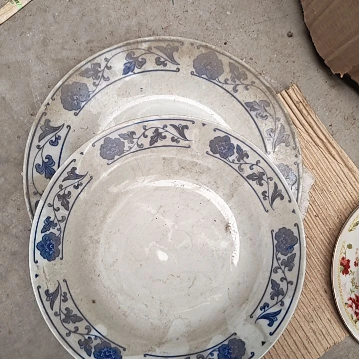 泡***吖陶瓷盘子碗啥都有