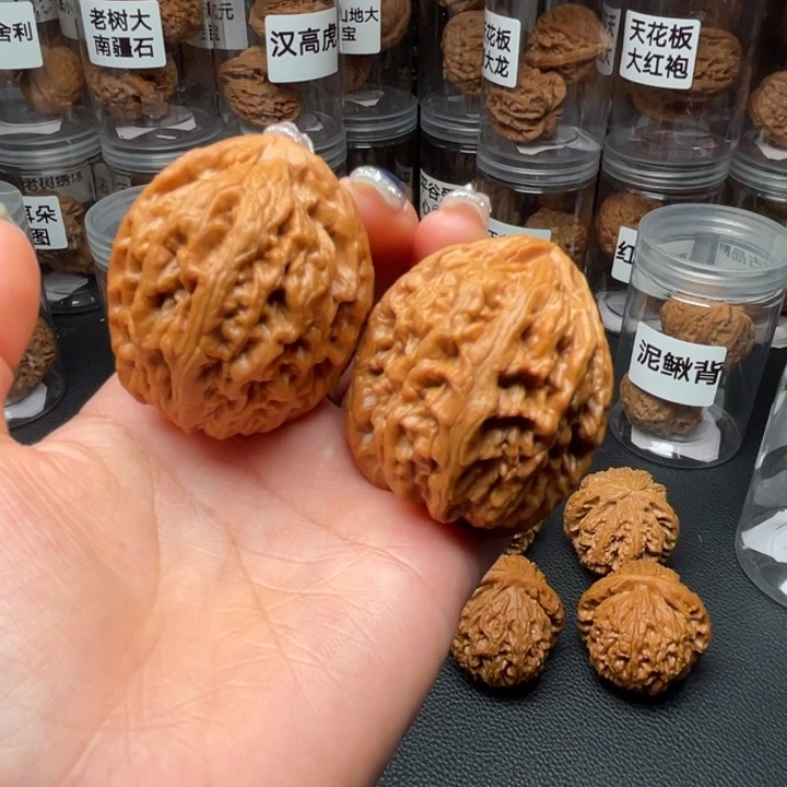 吊坠文玩核桃红锦鲤40