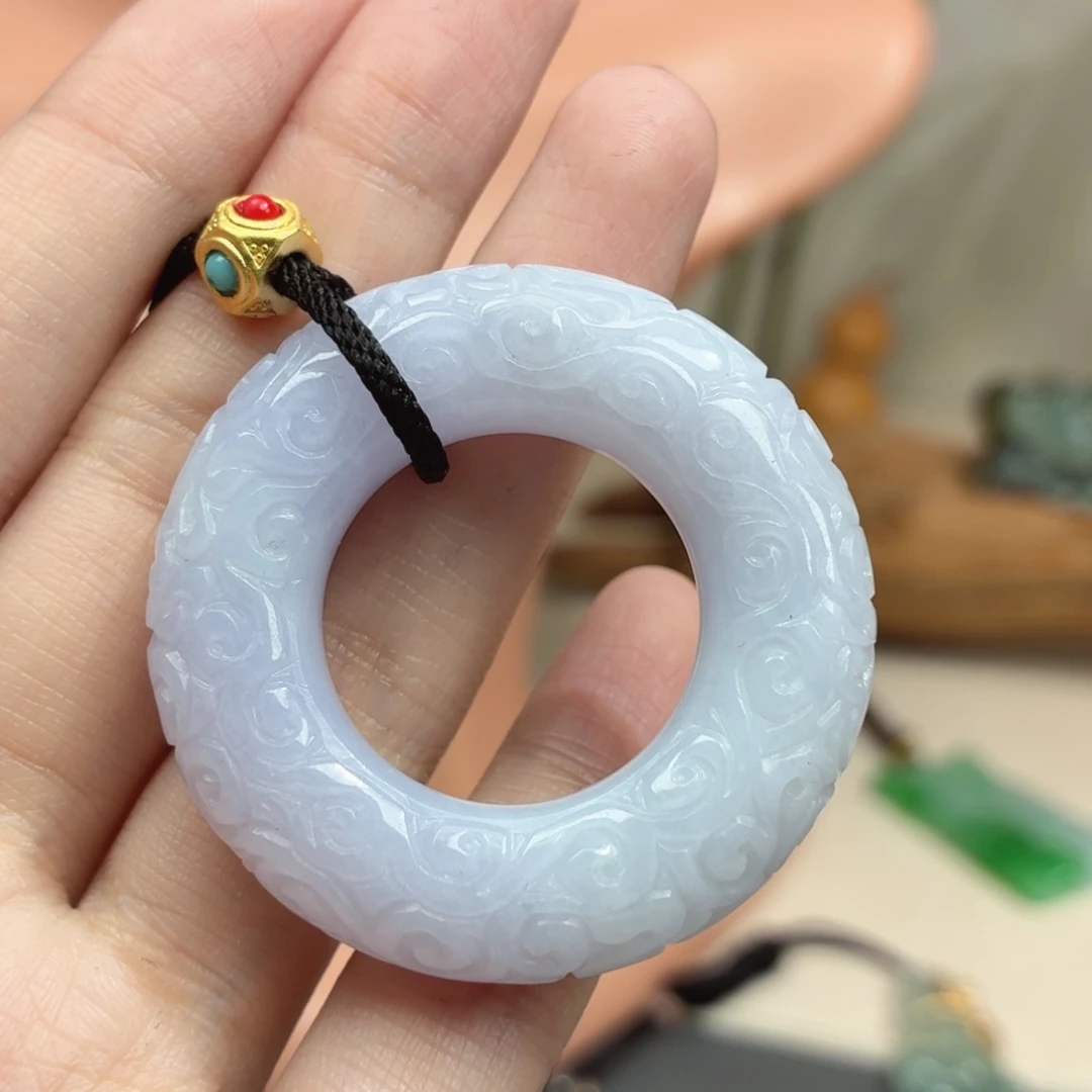 翡翠未镶嵌颈饰吊坠