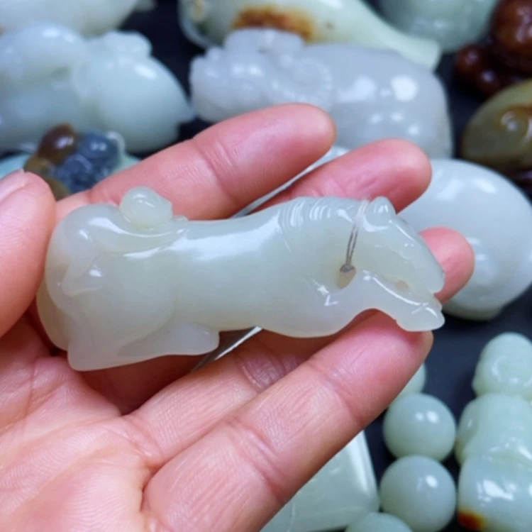 【闪购商品】和田玉颈饰未镶嵌