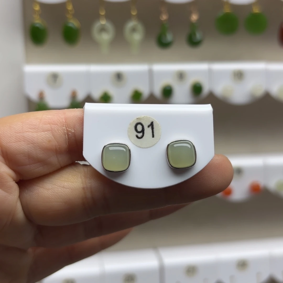 和田玉银S925镶嵌耳饰