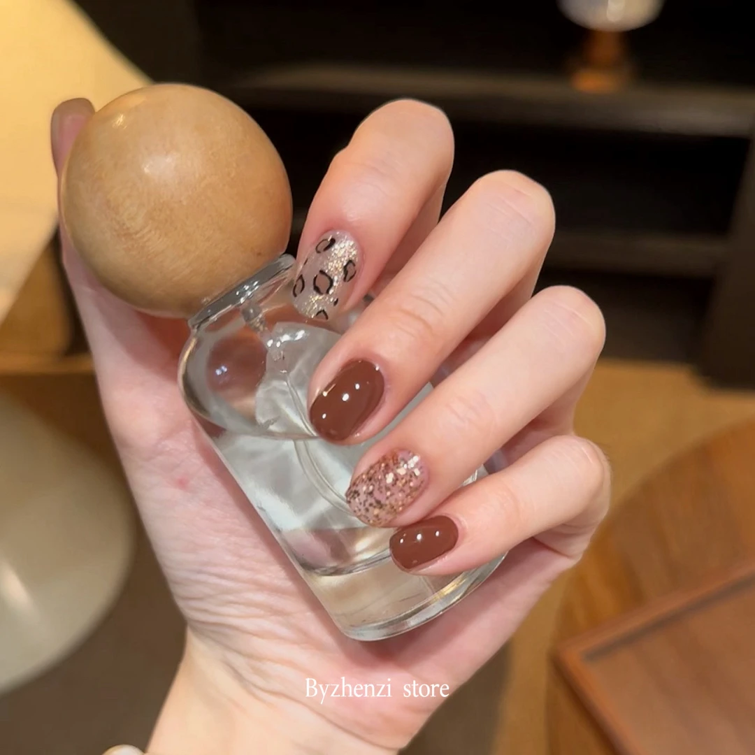 BYZHENZI STORE【古巴大猫】棕色豹纹亮片猫眼显白气质贴纸甲油膜