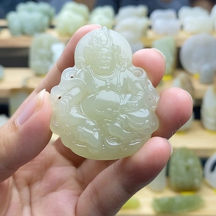 未镶嵌和田玉挂件