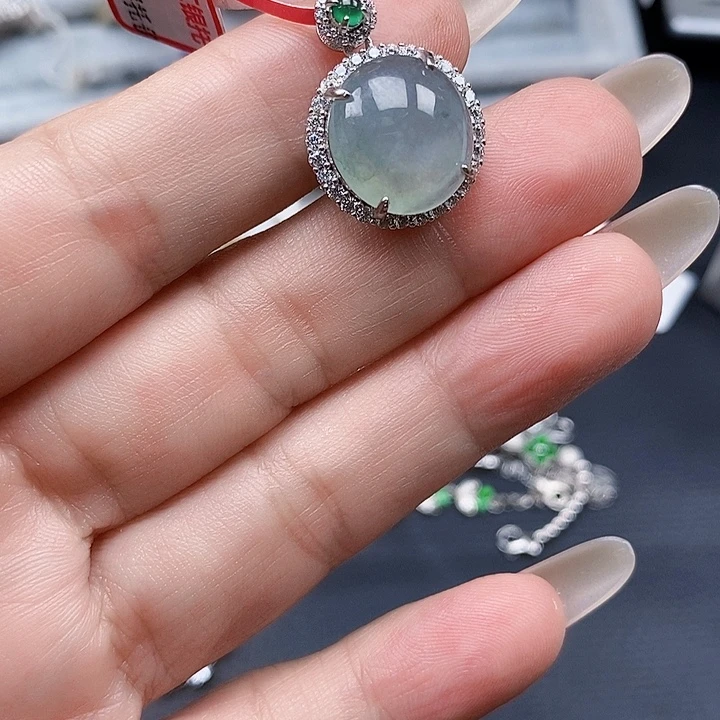 翡翠未镶嵌颈饰缅甸翡翠