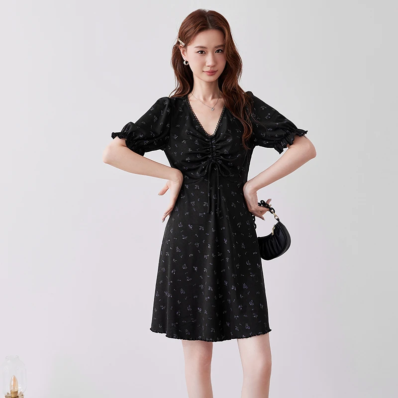 绮娑新夏款气质V领收腰显瘦大码胖MM短袖甜美减龄碎花针织连衣裙