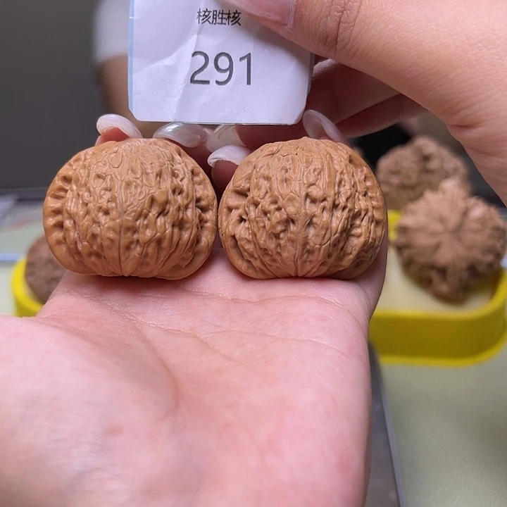 文玩核桃把件铁锤37.291