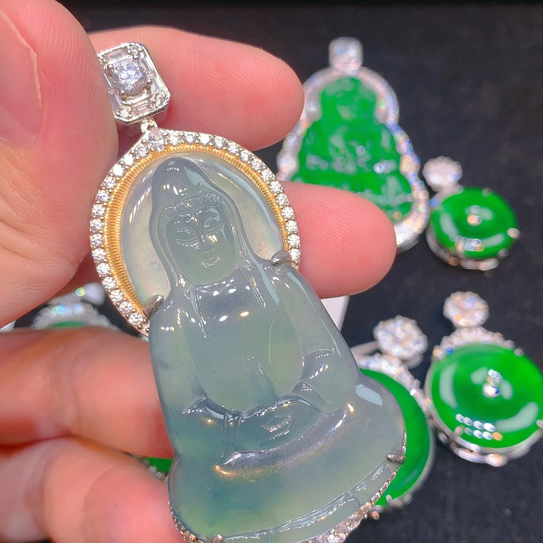 翡翠银S925镶嵌颈饰翡翠