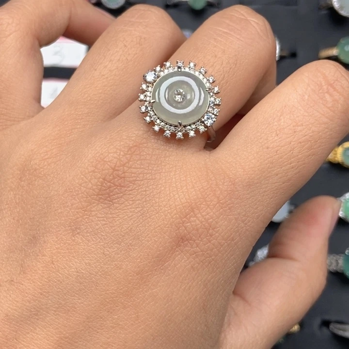 翡翠未镶嵌戒指戒指