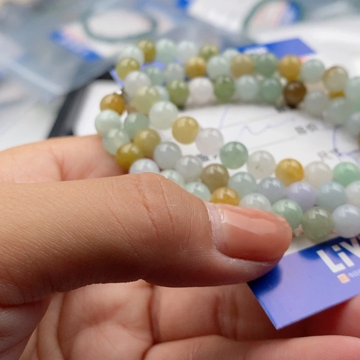 未镶嵌手链翡翠多样性