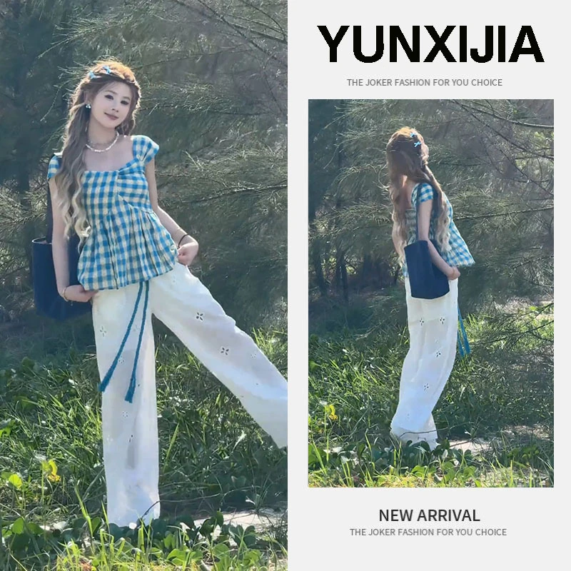 夏季超火甜妹穿搭通勤2025新款清新简约百搭修身上衣休闲裤两件套