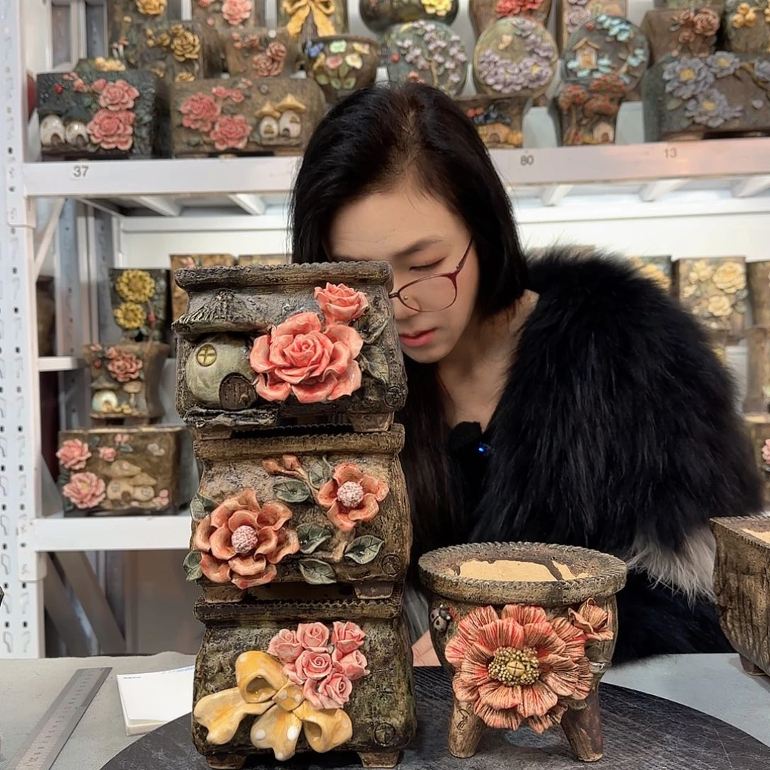 红陶安***雯青默花器麦饭石花盆